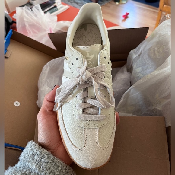 Adidas Sambas - Picture 2 of 5